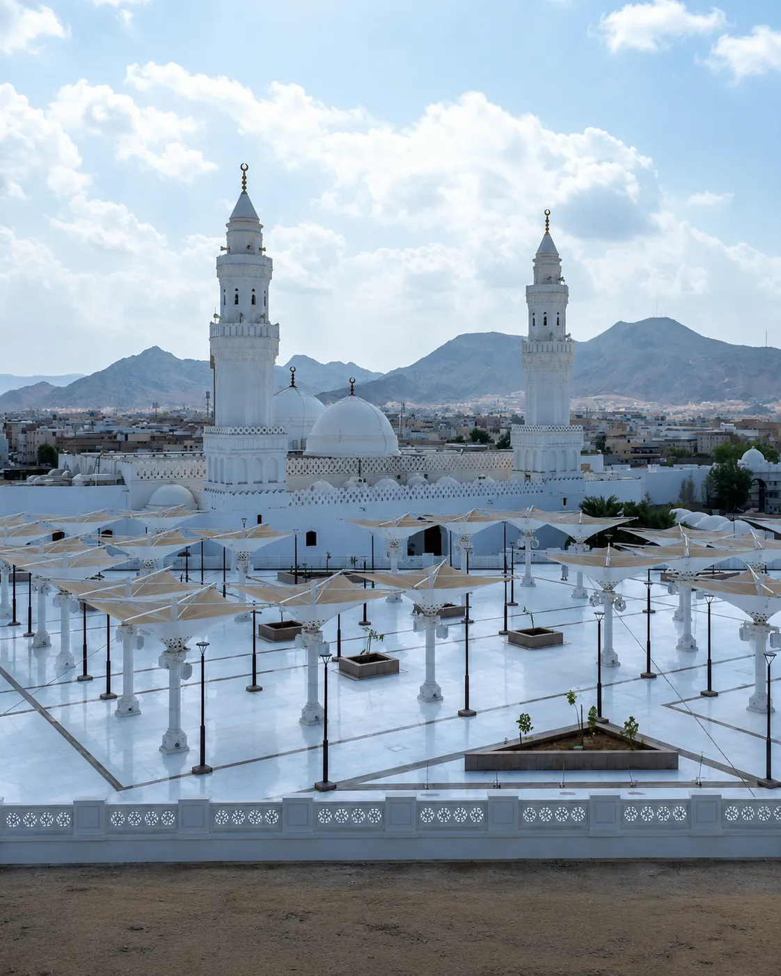 Medina: Private Guided Tour of the Historic Islamic Sites